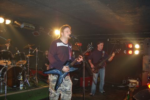 the untrue ARES - Metal aus Halle