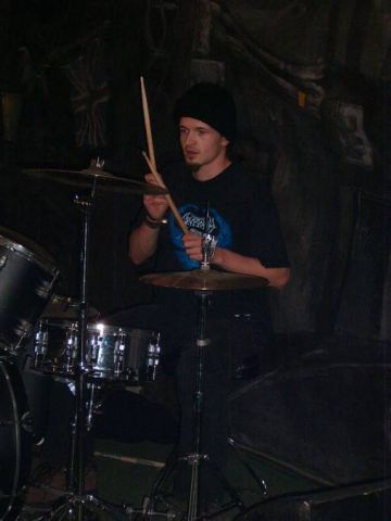 the untrue ARES - Metal aus Halle